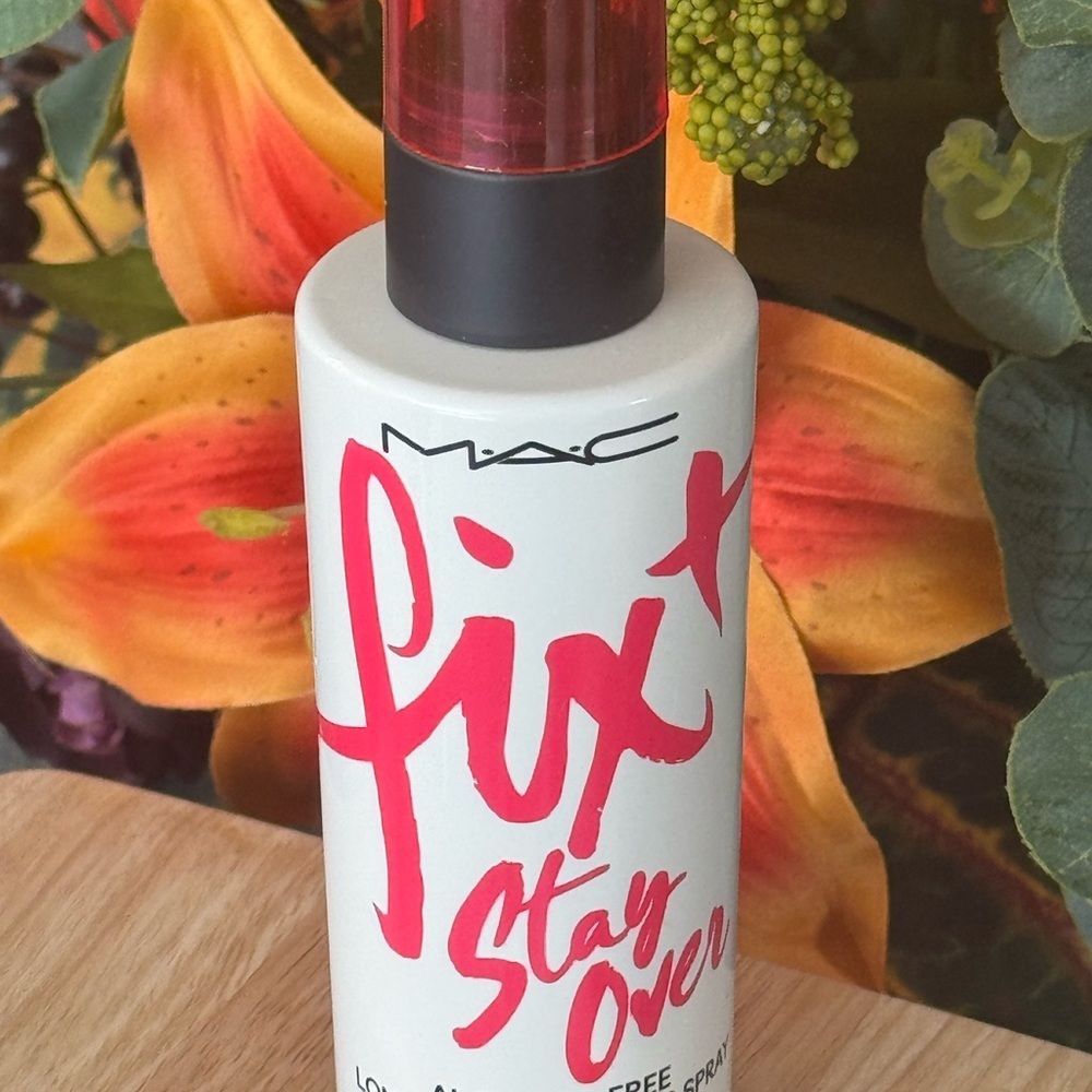 MAC Cosmetics Fix+ Stay Over Setting Spray - Red and White